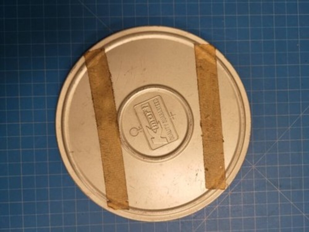 Bell Howell Co Vintage 16mm Film Reel Metal Can Movie Projector Collectible USA
